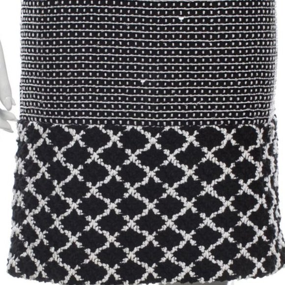 HP🎉 Chanel Spring 2009 Runway Sequin Shift Dress - Picture 6 of 8